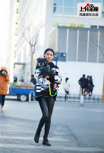 王思聪女友张予曦:娱乐圈灰姑娘