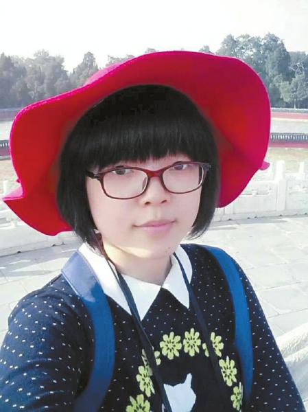达州坚强女孩患癌<em>剃光头发</em> 笑称是光头强--江