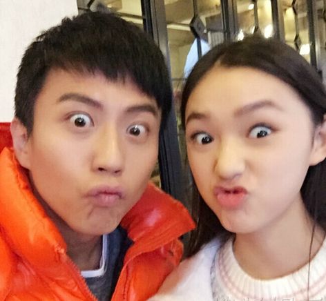 邓超秉承“鲜肉不皱”原则 与90后星女郎林允拼鬼脸毫无压力