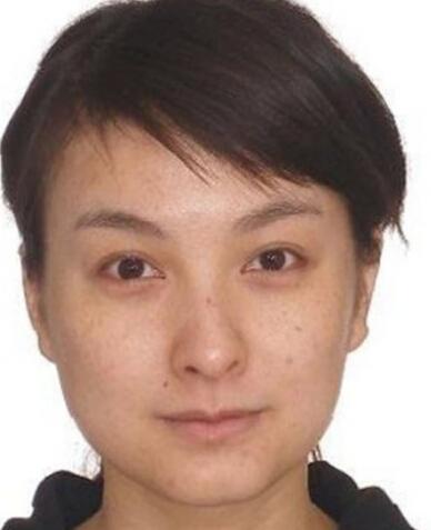 邓紫棋健身照韩国人脸药丸 明星证件照曝真容/组图