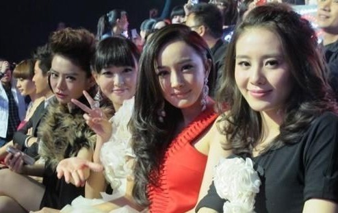 传刘诗诗与杨幂唐嫣决裂 揭娱乐圈交恶争斗女明星