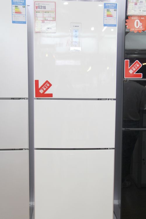 保鲜冷冻皆出色 博世冰箱KKF25526TI