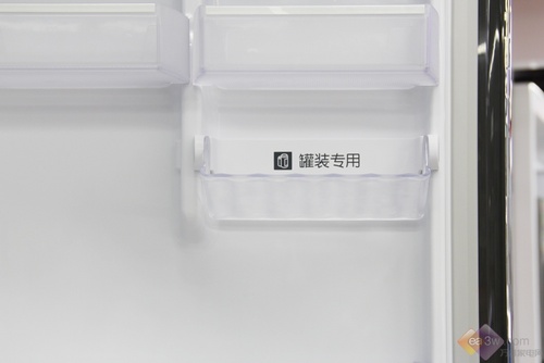 上市即热销 三星高端三门冰箱销量火爆