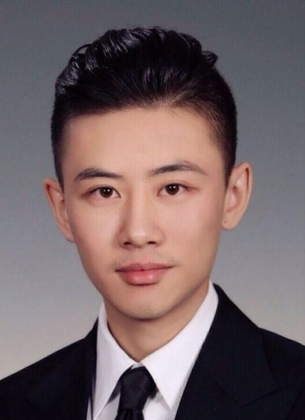 绝对帅过何以琛 北大最帅男神老师走红 擅长双