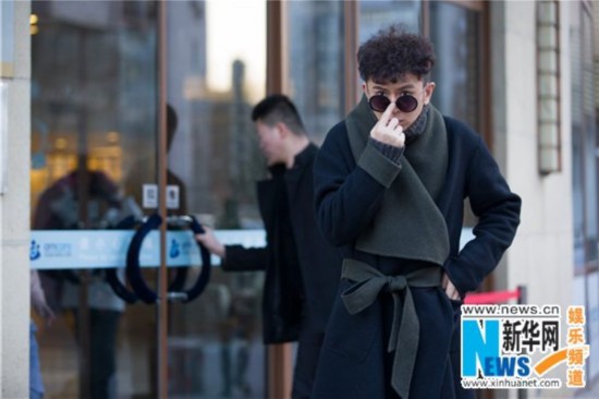 《百炼成爹》热拍 李光洁假结婚调侃娇妻张檬