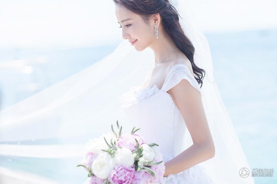 昆凌图片唯美婚纱图片_昆凌婚纱(3)