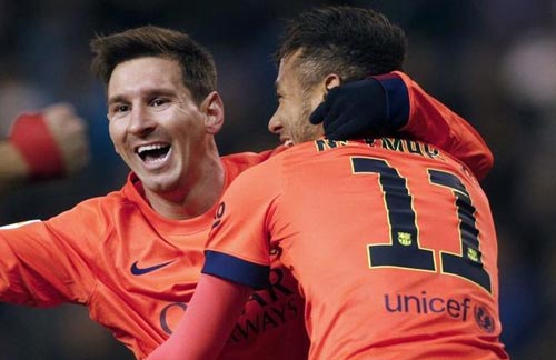 福地迎最强梅西!巴萨30帽超C罗 7年连续30+