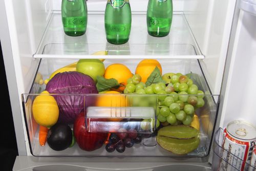 新生活魅力绽放 奥马“红装”冰箱气场十足