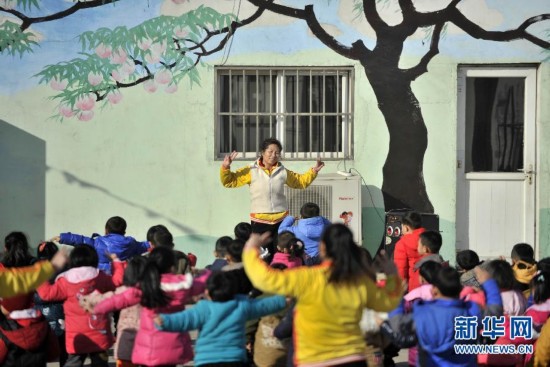 外来人口钱清上幼儿园_人多学位少 深圳幼儿园涉嫌无资质办学