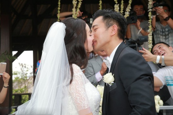 周杰伦婚纱_周杰伦婚纱照(3)