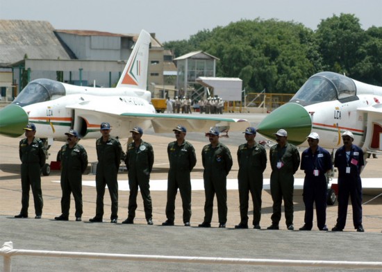 印度LCA战机终于交付空军 涂装酷似中国歼8