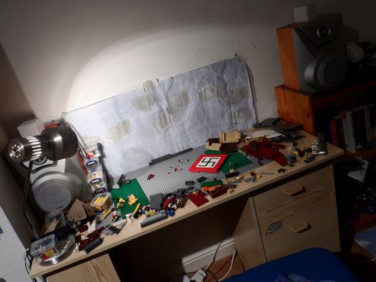 英学生用乐高玩具拼出纳粹简史 网上引起巨大