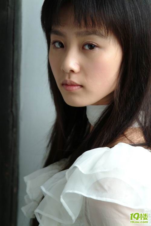 女神一直都是这么美刘诗诗17岁演《月影风荷》剧照曝光