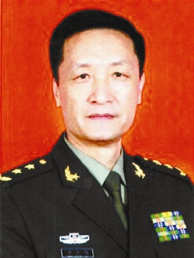 今年人代会代表构成新变化:三位转团四位列