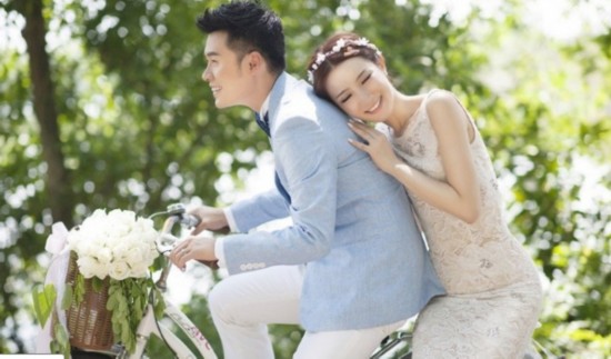 陈赫结婚照浪漫唯美 网友:<em>男才女貌</em>美爆了--江
