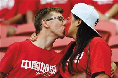 国足0比2不敌澳大利亚无缘亚洲杯4强 已拼尽全