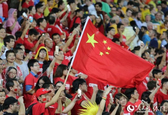 组图:国足0比2不敌东道主 止步亚洲杯八强