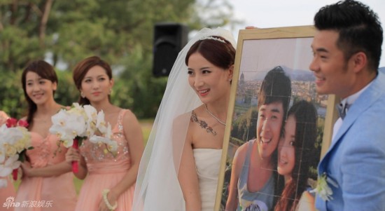 组图：陈赫许婧恩爱瞬间回顾相伴14年忆点滴