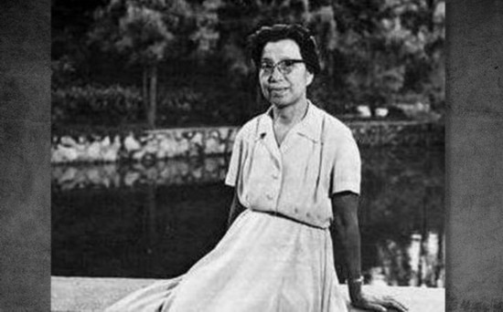 揭秘江青风流传奇的一生 年轻照片美艳动人(图