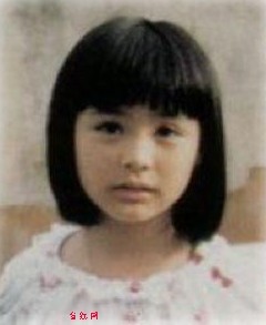 孟非早年工作照曝光 中学多挂科曾没考上大学