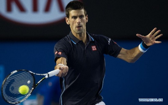 Novak Djokovic of Serbia returns the ball during the men's singles third round match against Fernando Verdasco of Spain at the 2015 Australian Open tennis tournament at Melbourne Park in Melbourne, Australia, Jan. 24, 2015. Djokovic won 3-0. (Xinhua/Bai Xue) 