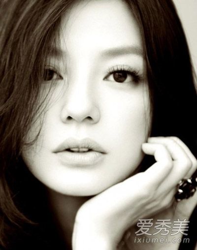 孙俪刘涛舒淇 10大美艳<em>国字脸</em>女星发型PK【4