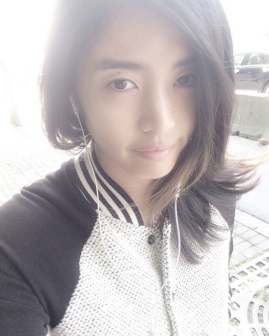 中国女足门将赵丽娜惊艳网友:不当模特可惜(图