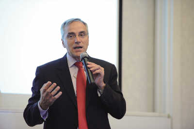 分权化改革纵容地方政府举债