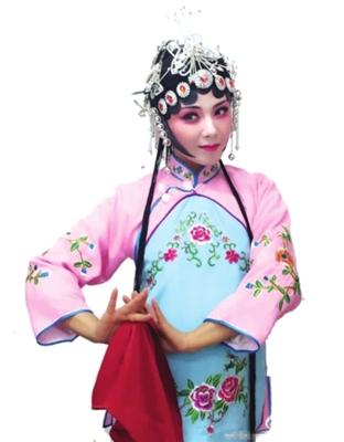 刘涛晒秦腔花旦扮相照 网友：不会是去演窦娥吧？（图）