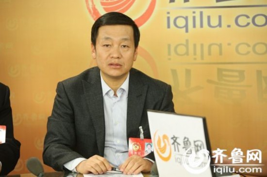 陈华:经济新常态下政府应转变职能 建立服务型