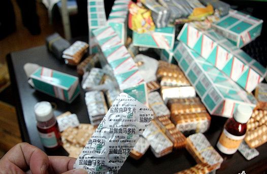 葡萄牙女子头发内藏毒880克被铺 盘点花样百出