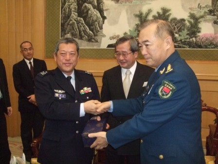 2011年度中日校级军官互访交流 10名日本自卫