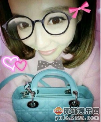 杨幂Angelababy唐嫣的非主流自拍 亮瞎的品位