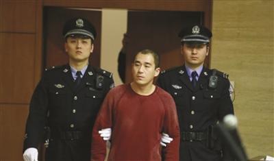 张默获刑6个月 网友调侃“几乎是当庭释放”(图)