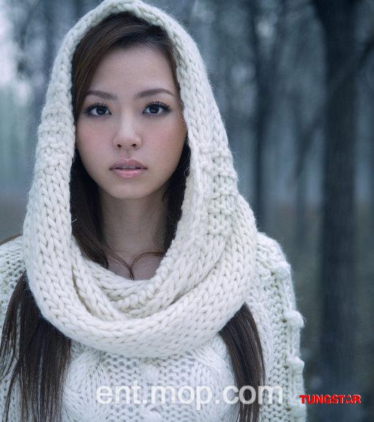 张靓颖发飙回应模仿邓紫棋 海量照片记录蜕变