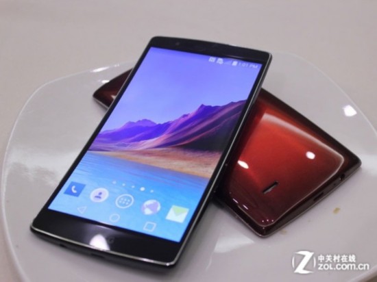 4GB�˴�/����810 ��ǰ������ǿ��8���ֻ� 