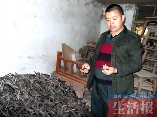 男子回鄉艱辛創業 小小茶葉夾&ldquo;夾&rdquo;出一片天(圖)