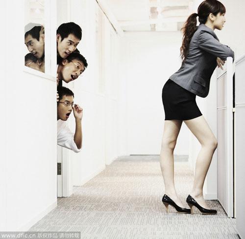 <em>美胸</em>翘臀大长腿 女人哪里最性感--时尚--人民网