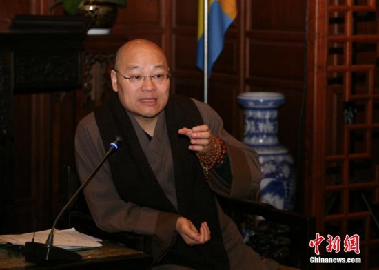 古刹灵隐寺取消除夕夜烧头香 方丈称回归寺院