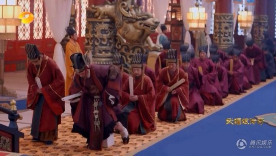 《武媚娘》再现穿帮镜头：长孙无忌耍流氓！（图）