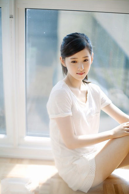 奶茶<em>妹妹</em>刘强东机场<em>甜蜜</em> 疑同回老家探亲--安徽