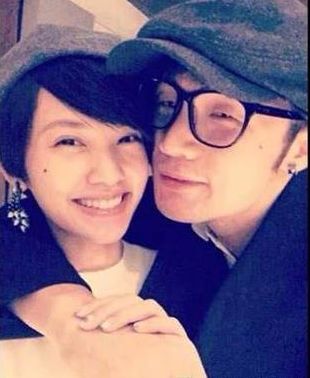 杨丞琳李荣浩热恋？脸贴脸亲密照暧昧(图)