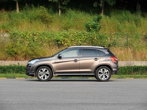 ѩ() ѩC4 Aircross 2012 2.0L 