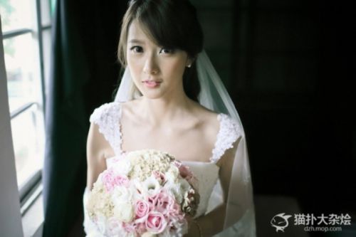 台湾最美女医生走红 竟然已经是人妻(图)--陕西