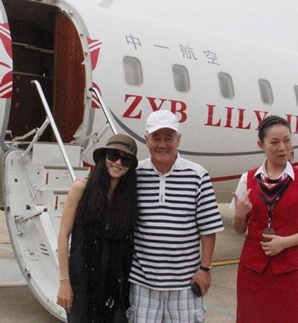 赵本山10亿身家被扒 女儿奢侈生活豪宅如皇宫