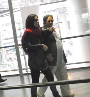 传李晨求婚范冰冰成功 张馨予发微博讽刺又是