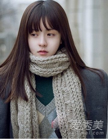 <em>2015春季</em>流行<em>发型</em> 清纯<em>中</em>长发成首选--人民网