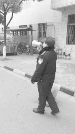 医生开错婴儿退烧药剂量 苏州全城寻宝宝