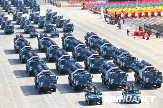 盘点记录新中国历次大阅兵精彩瞬间的40张照片