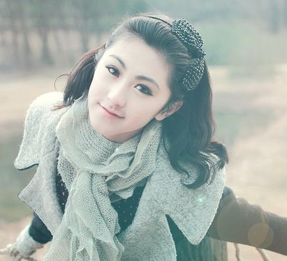 王思聪曝女星被包养 朱圣祎资料被扒曝整容(图